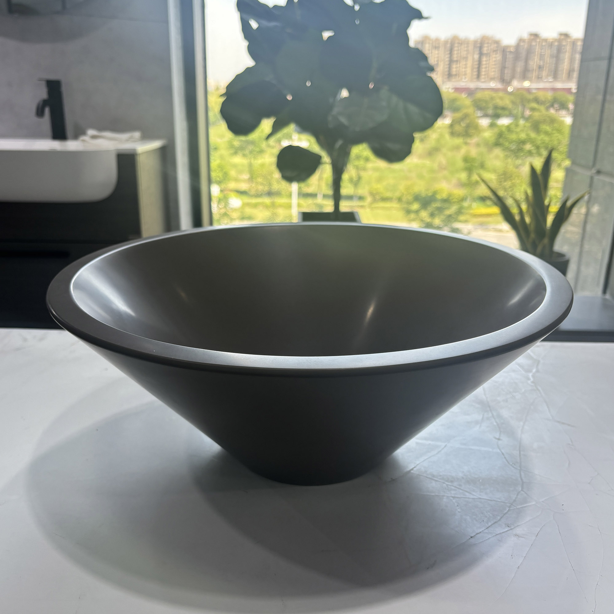 Small Oval Countertop Basin (1) Small Oval Countertop Basin (1)