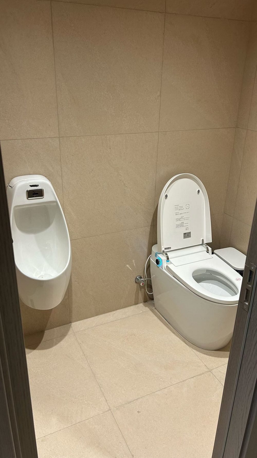 Gym Bathroom Solution (15)