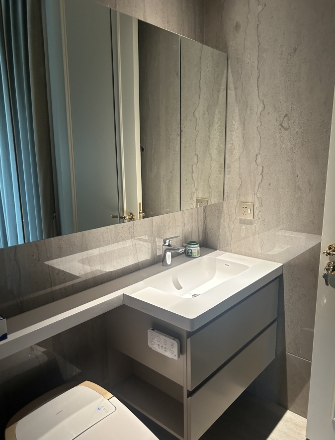 Multi bathrooms' house in Jiaxing, Zhejiang, China (7).png