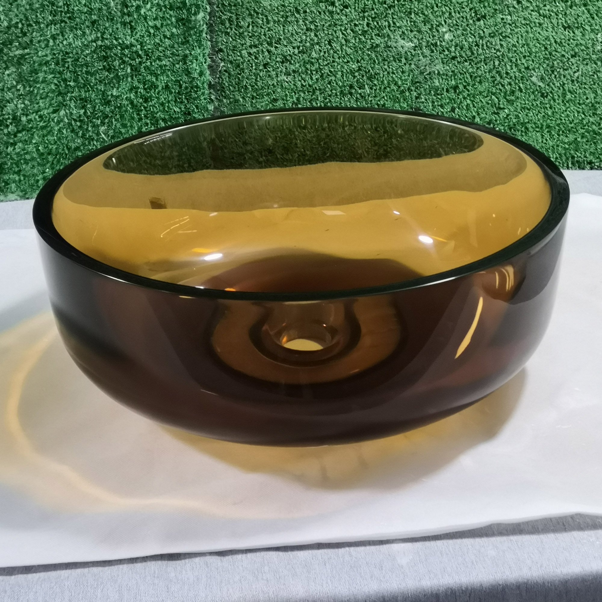 Crystal Wash Basin (2) Crystal Wash Basin (2)