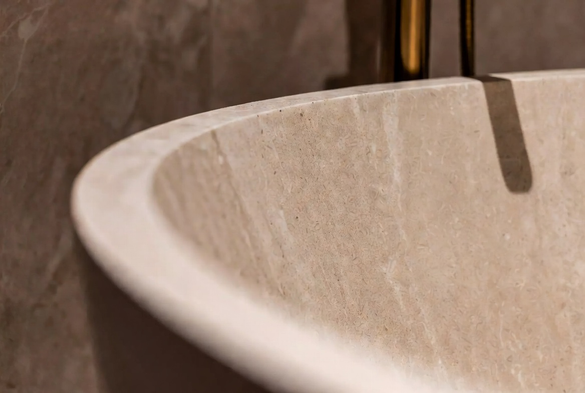Stone Feel Bathtub Material Close Up