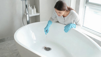 //irrorwxhlmmllk5m.ldycdn.com/cloud/ppBpnKjklmSRmlrrrqrmkq/Removing-Bathtub-Drain-Clog.jpg