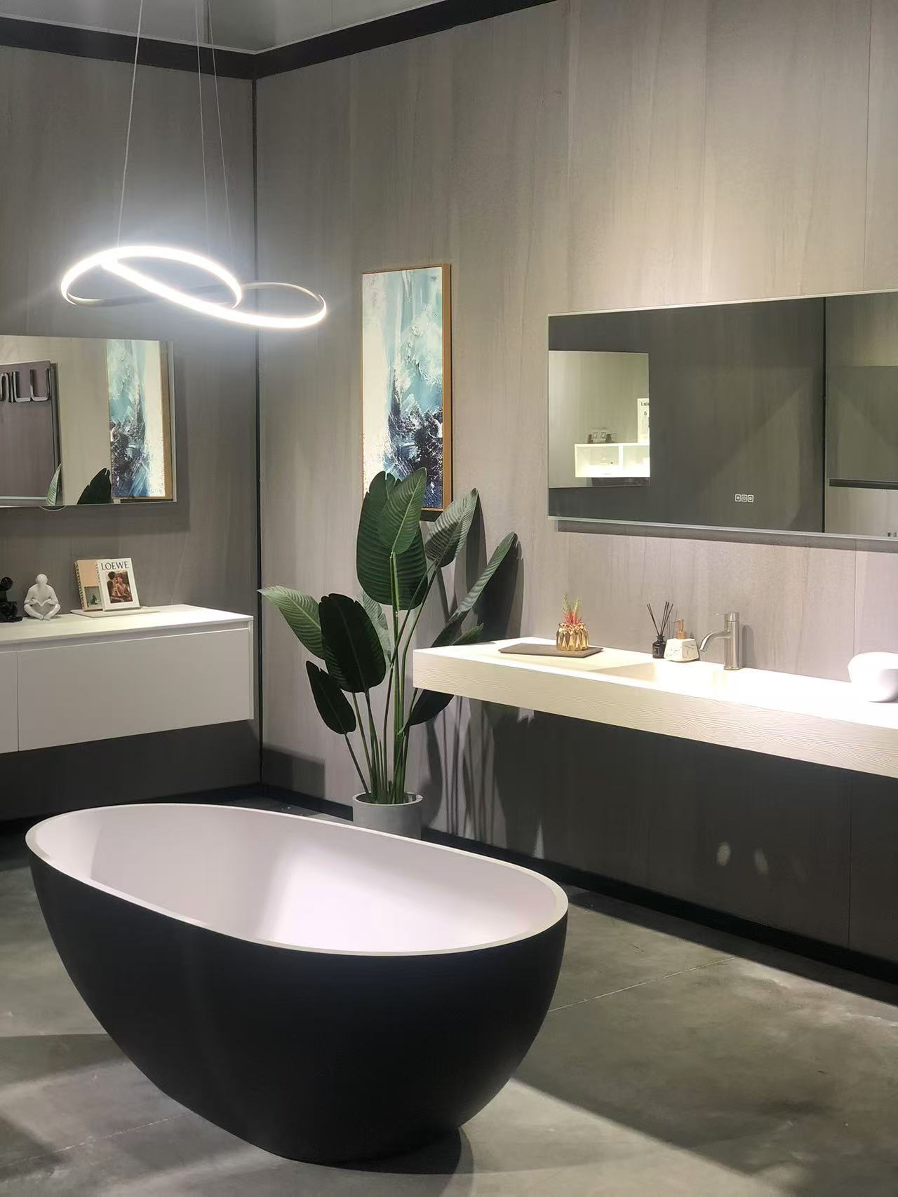 Miluo Bath Show Room Showcase (4).jpg