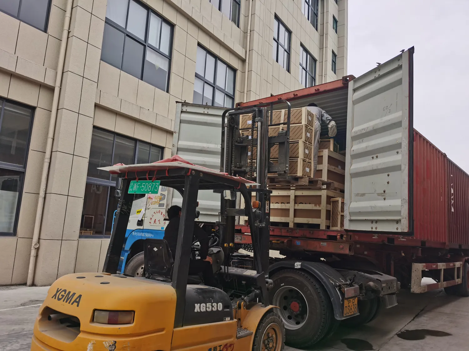 أفضل نوعية أحواض الاستحمام والأحواض MILUO المحملة في حاوية واحدة مقاس 20 قدمًا MILUO المورد والمصنعين.png