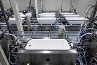 //irrorwxhlmmllk5m.ldycdn.com/cloud/ppBpnKjklmSRplljjkrokq/Vacuum-Casting-Bathtub-Line.jpg