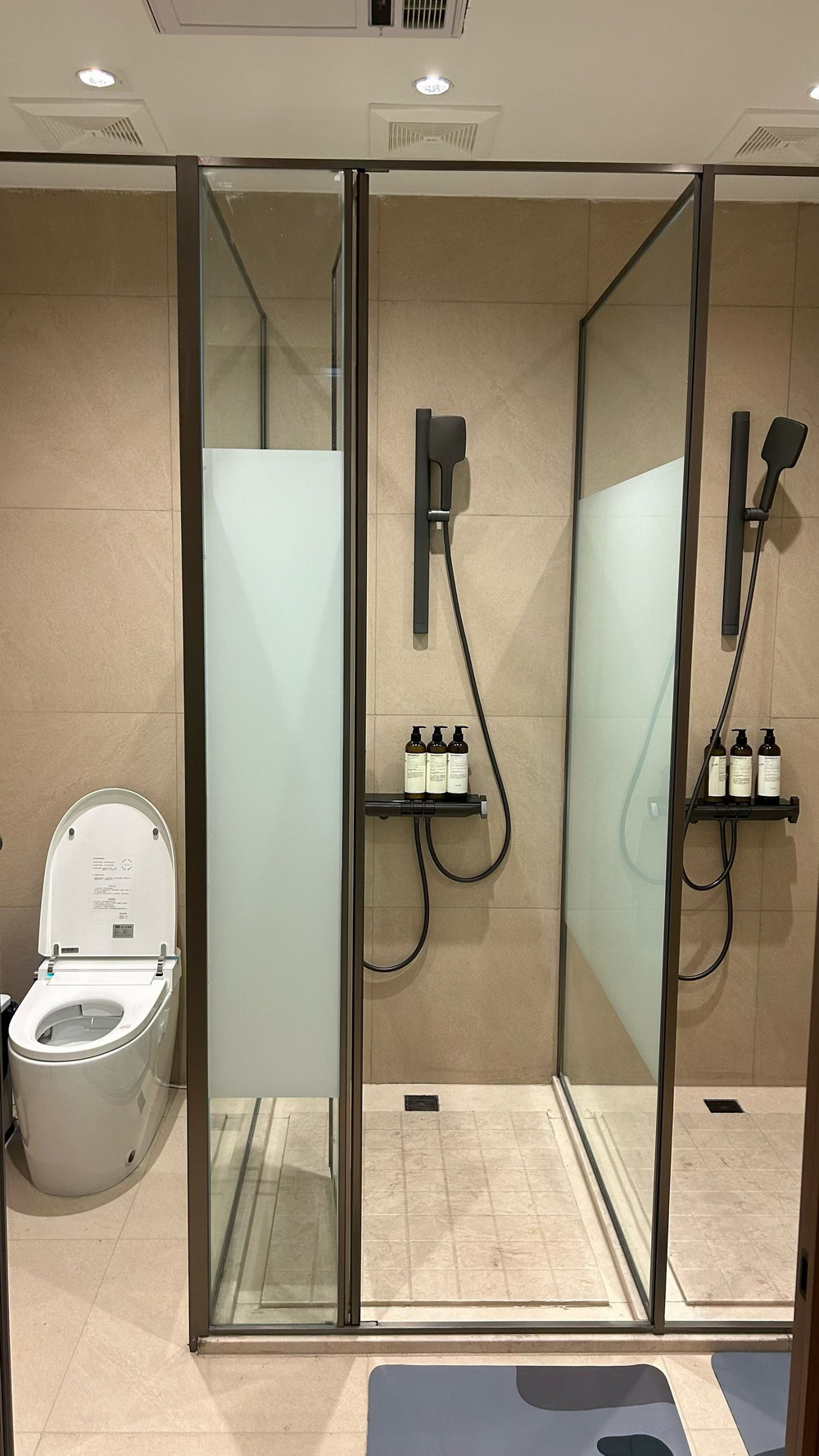 Gym Bathroom Solution (14)